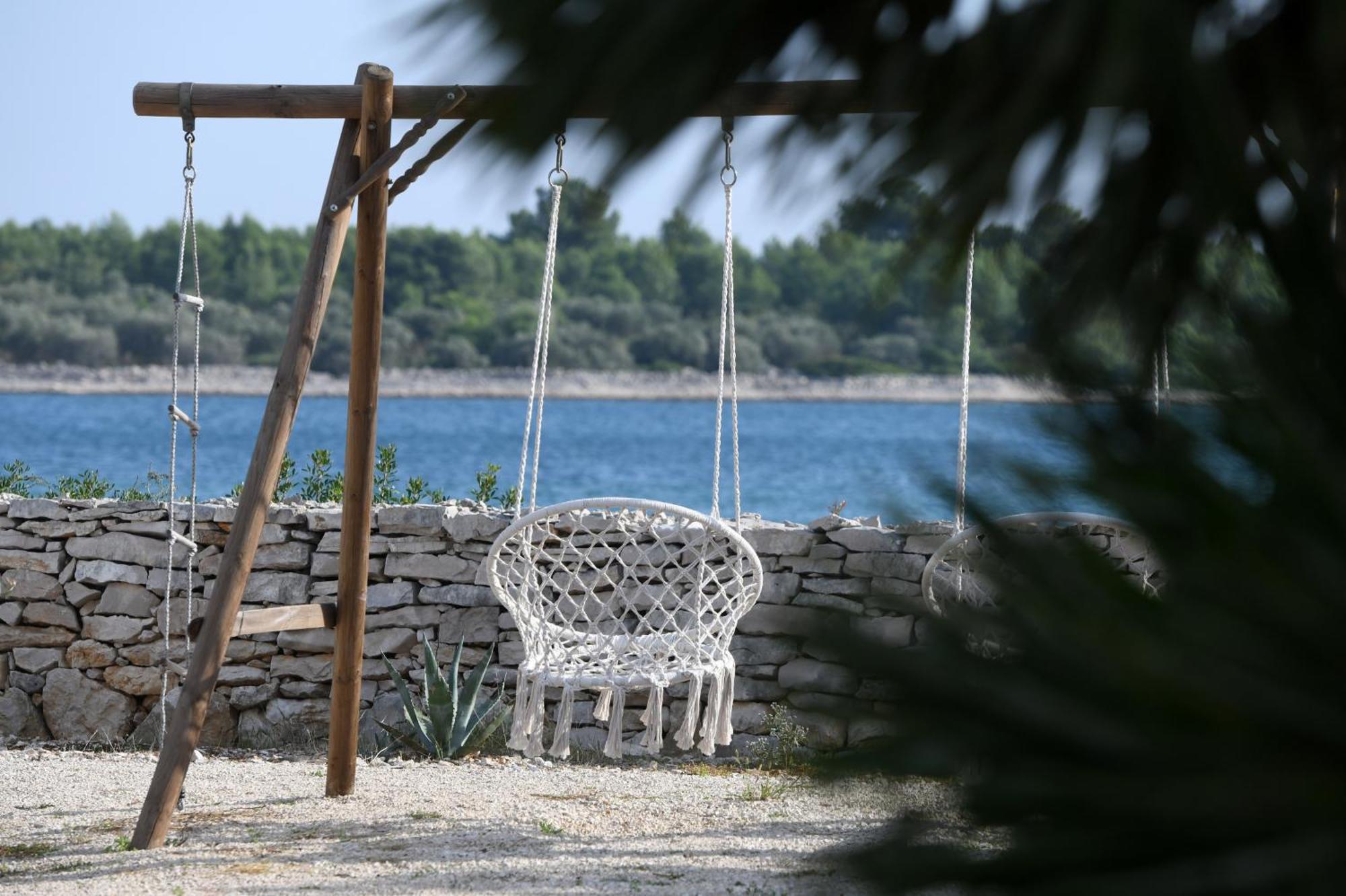 Beach House Marina Grande Betina  Luaran gambar